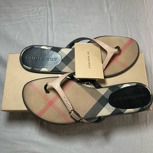 Burberry Bridle Housecheck Meadow Flip Flop